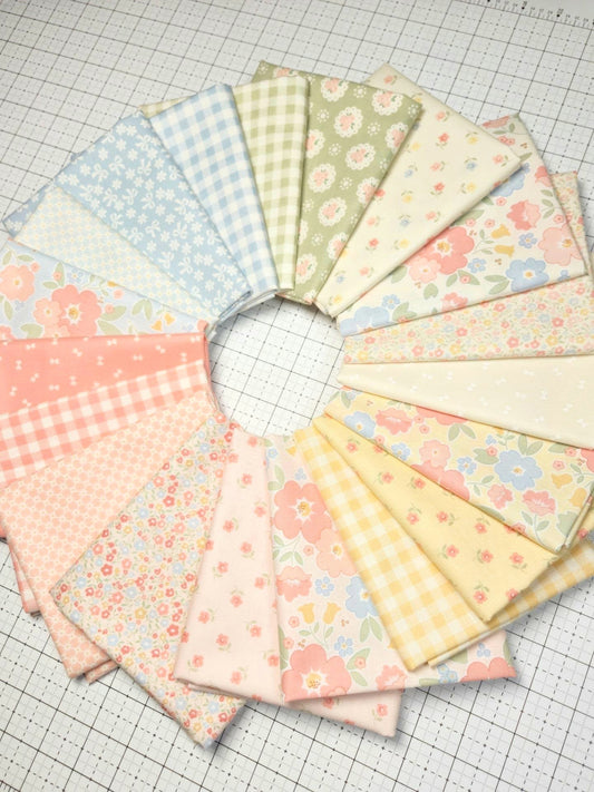 Handmade Sweetness - Fat Quarter Bundle (19)