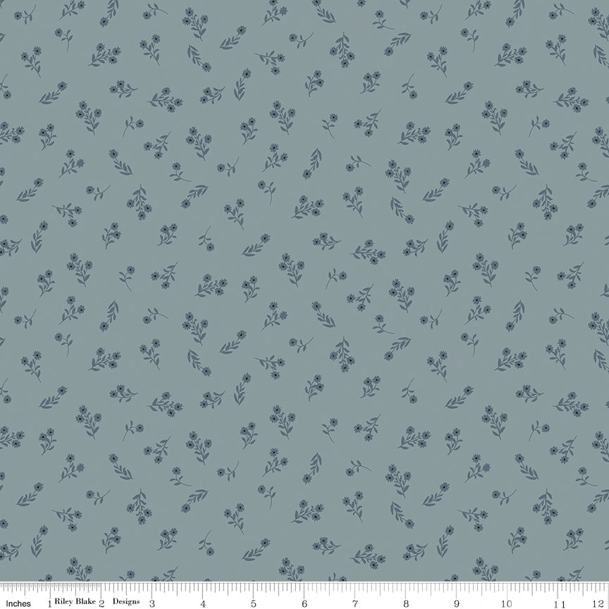 PREORDER || Lil' Farm Friends - Fat Quarter Bundle (18)