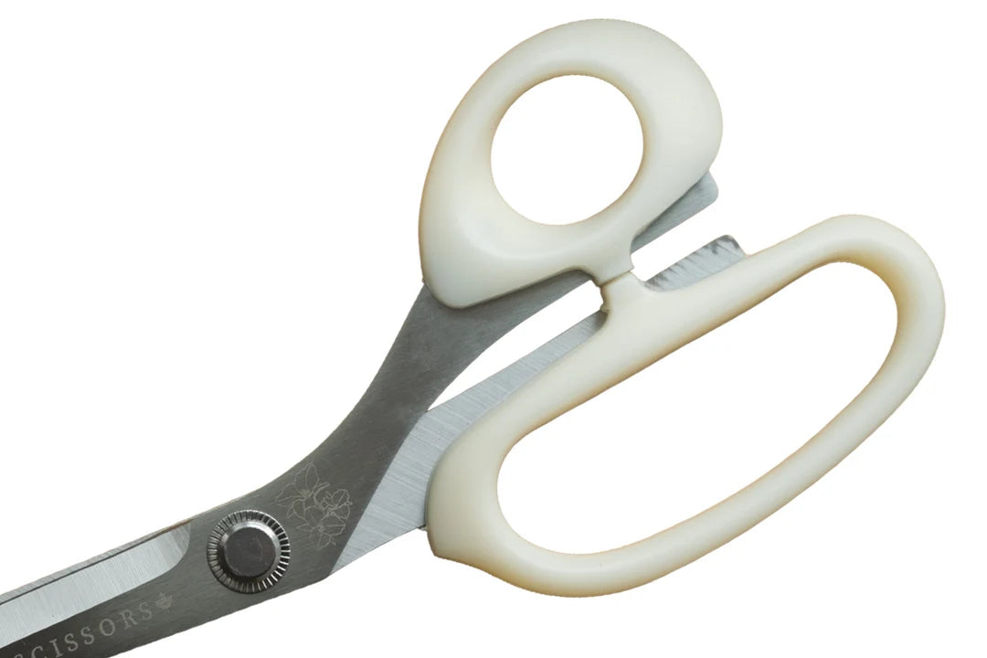 LDH - Bloom Series Lightweight Fabric Scissors - Cream 8"